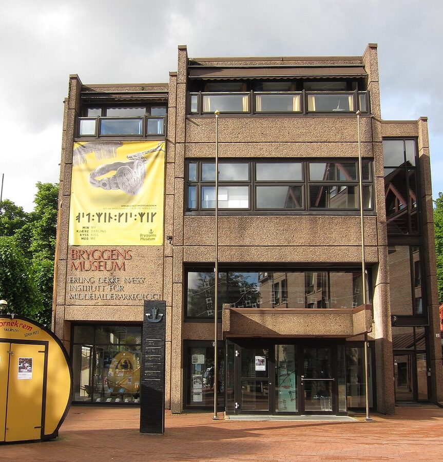 The Bryggens Museum building set behind the Mariakirken
