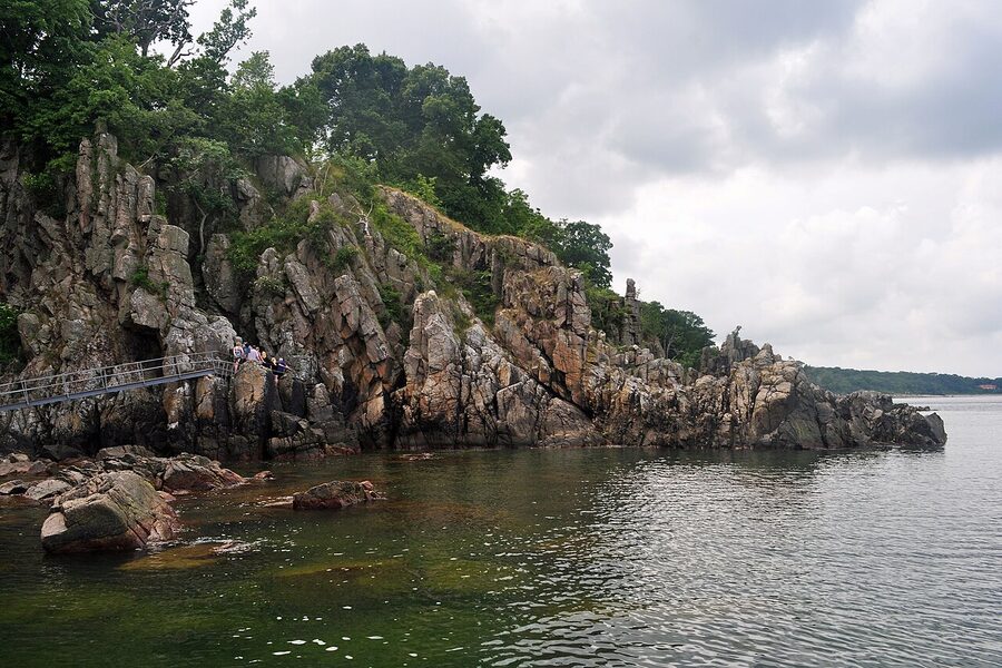 Helligdomsklipperne sanctuary cliffs on Bornholm