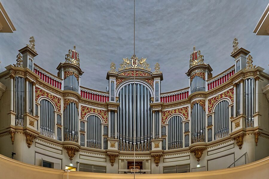 The interior pipe organ of Helsinki Cathedral
