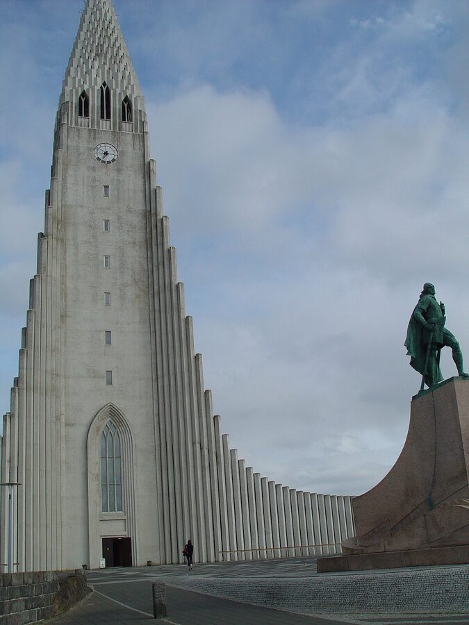 The white concrete tower of Hallgrímskirkja church in Reykjavík