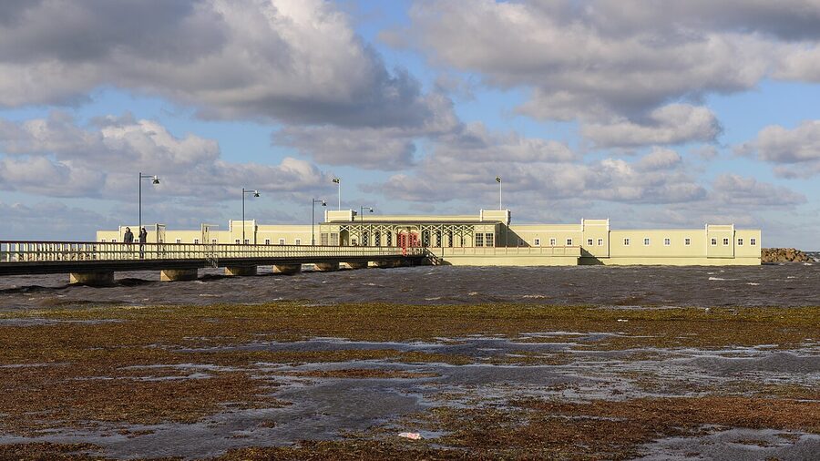 Ribersborgs Kallbadhus, the wooden cold-water bathhouse pier in Malmö