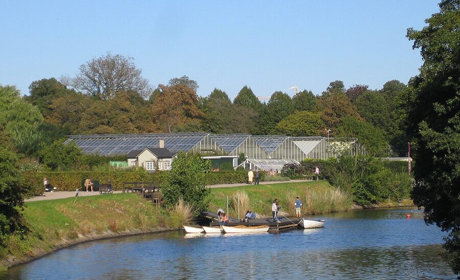 Slottsträdgården, the castle gardens at Malmöhus, with greenhouse
