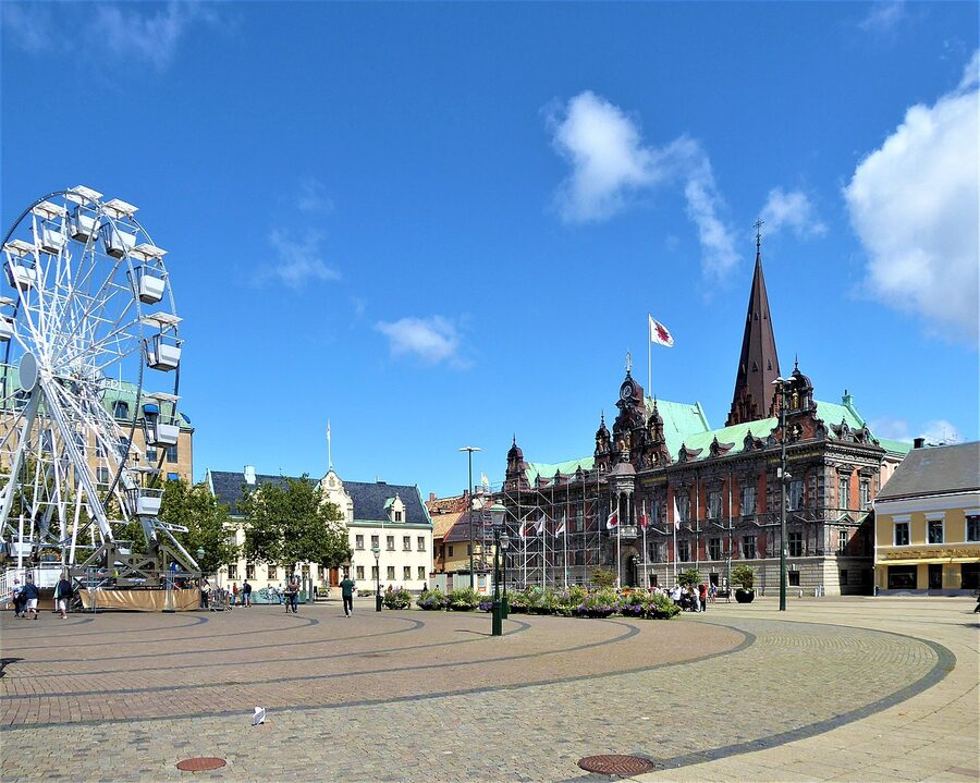 Stortorget, Malmö's main square with the town hall and Karl X Gustav statue