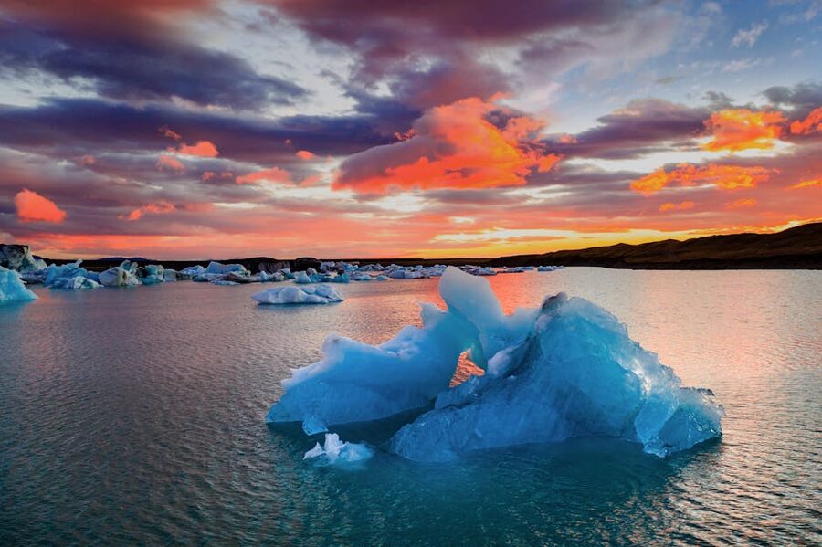 Icebergs at sunset in Jökulsárlón Glacier Lagoon, Iceland