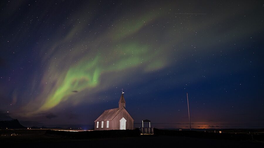 Northern lights over Búðir, Iceland