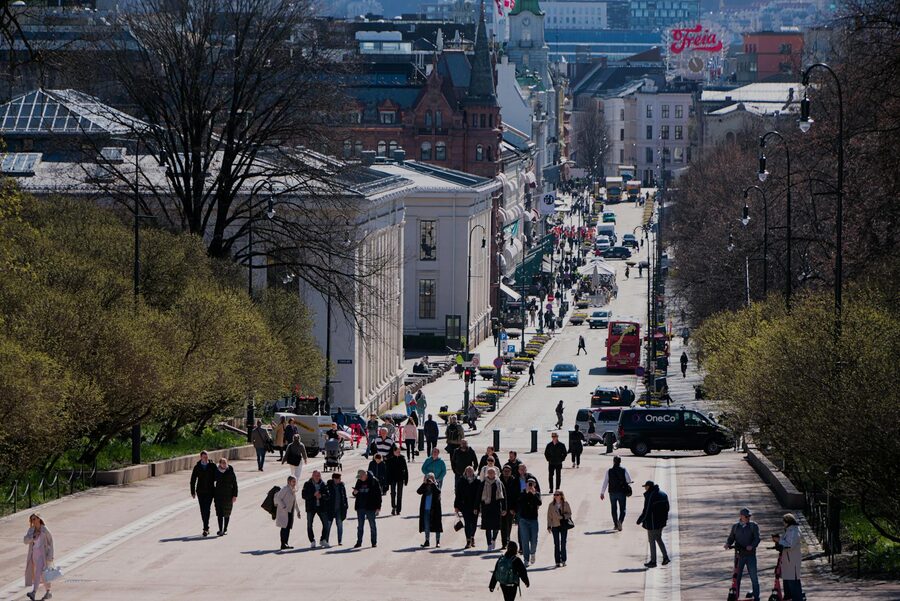 People walking along Karl Johans gate, Oslo's main shopping street