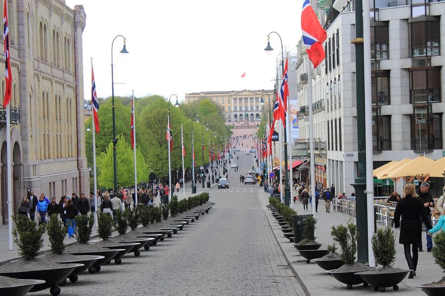 Karl Johans gate towards the Royal Palace, Oslo