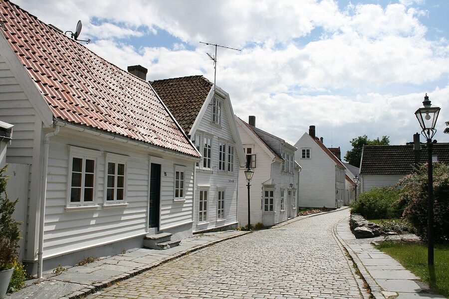 Wooden white houses in Gamle Stavanger old town
