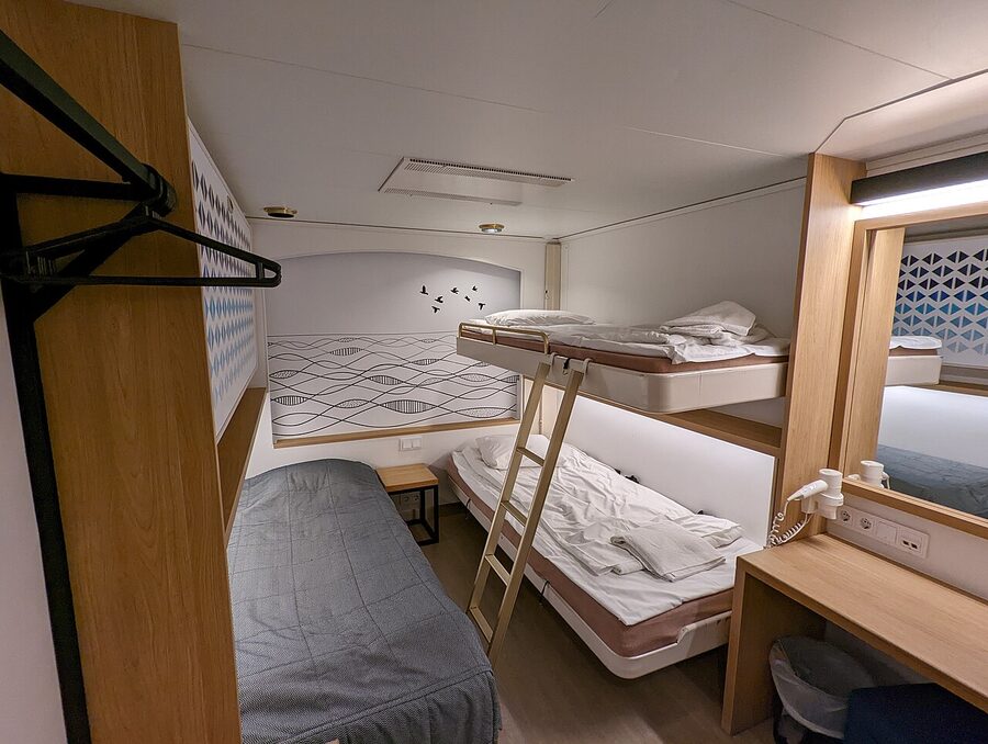 Silja Symphony B4-class inside cabin
