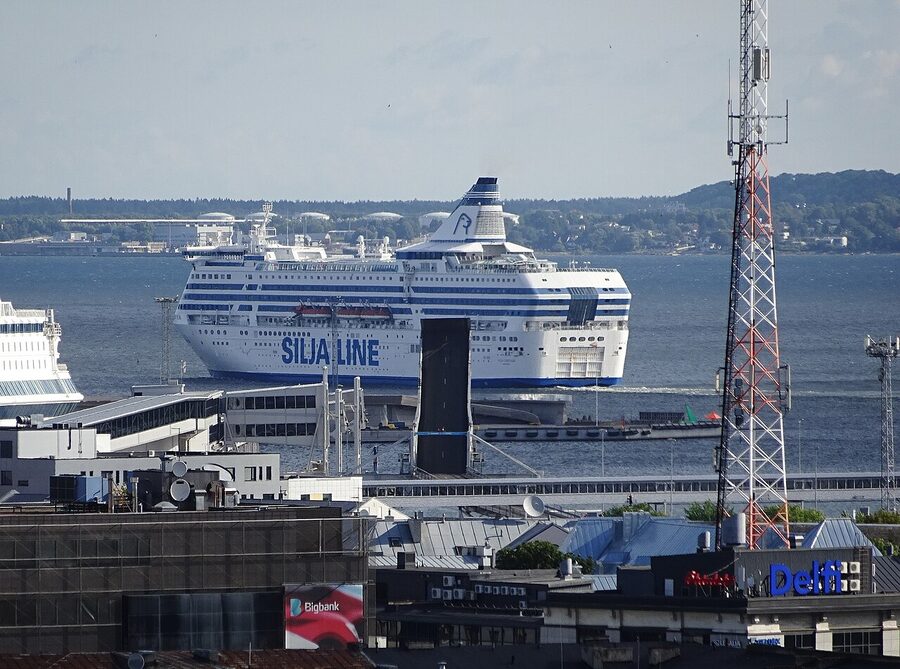 Silja Serenade leaving Tallinn harbour