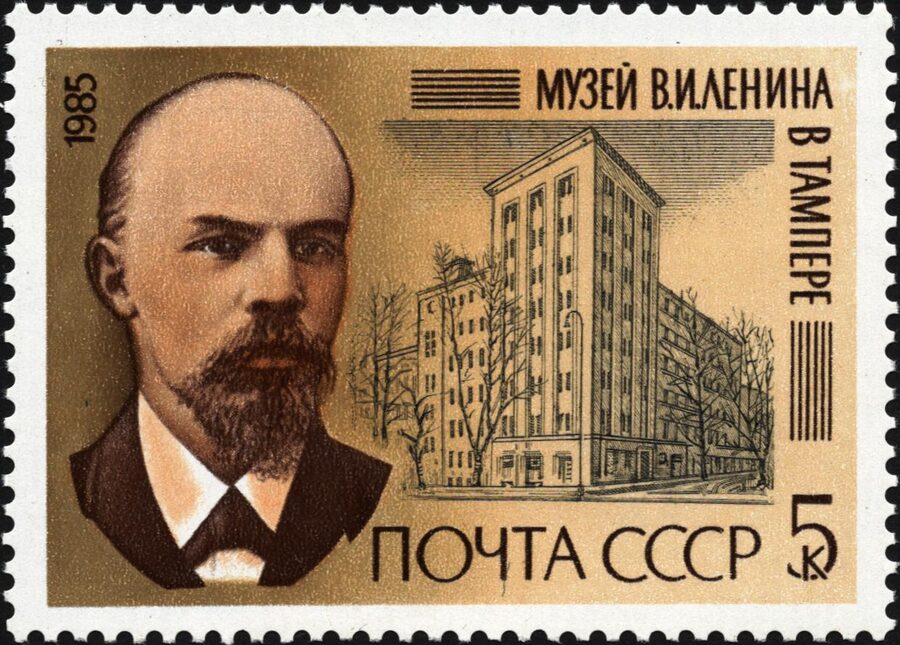 A 1985 Soviet postage stamp showing the Tampere Lenin Museum