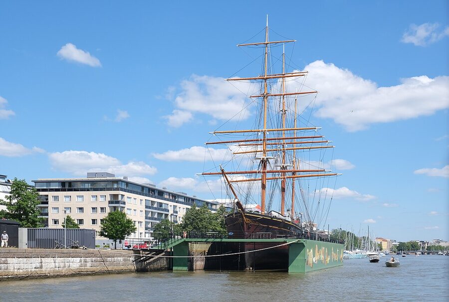 The Sigyn barque docked next to Forum Marinum in Turku