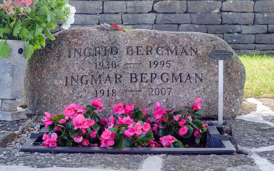 Ingmar Bergman's grave in Fårö churchyard