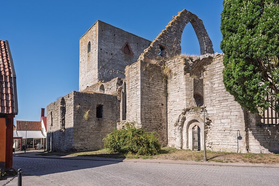 The S:t Drotten church ruin on Sankt Hansgatan in Visby