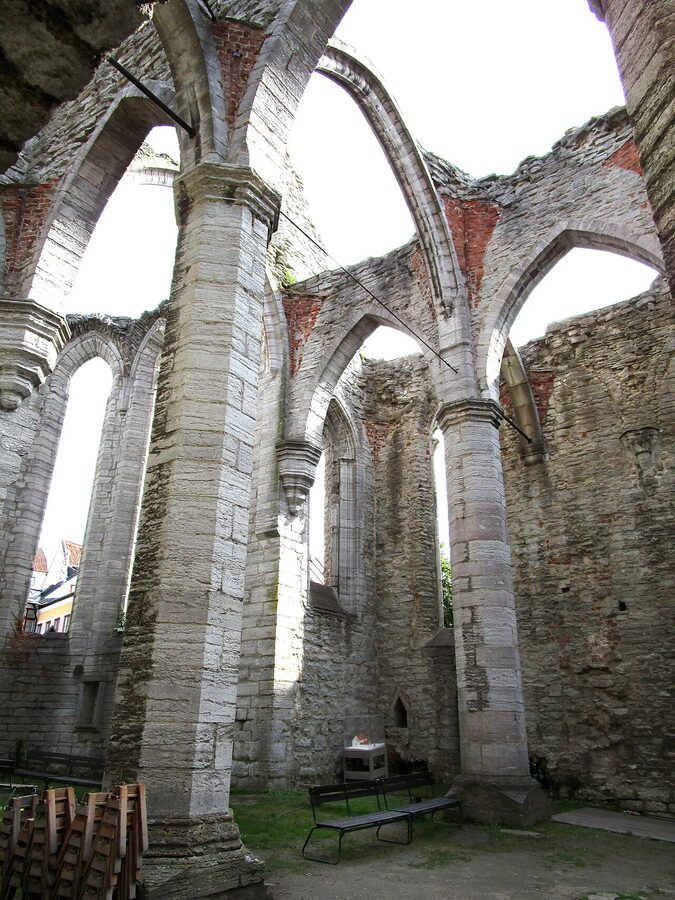 The Sankta Karin ruin from the side, Visby