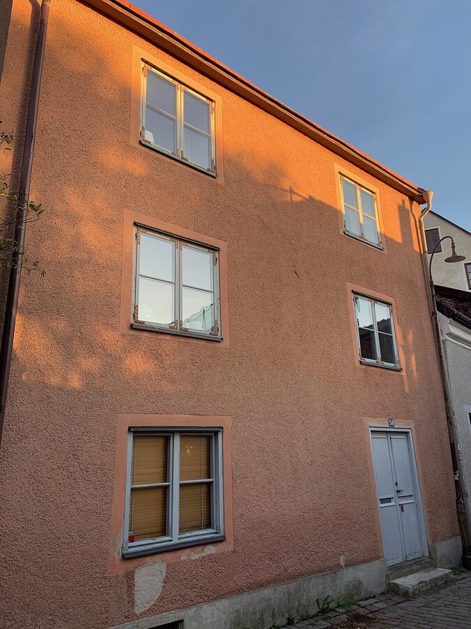 A row of historic houses on Strandgatan in Visby