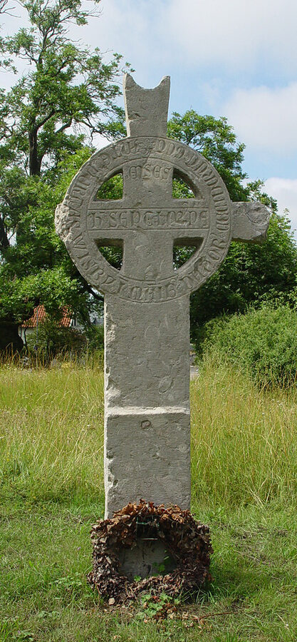 The Valdemar Cross outside Visby's ringmur