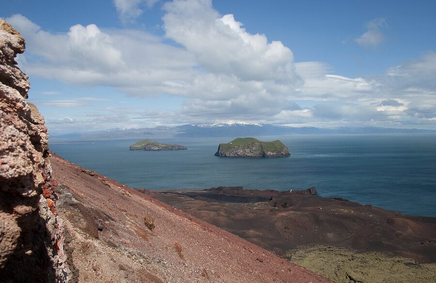 View from Eldfell summit toward the outlying islands